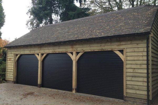 The Importance of Getting a Made to Measure Garage Door