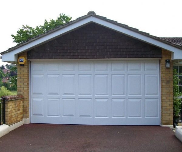 CARDALE STEEL SHERATON DOOR, GUILDFORD, SURREY 2