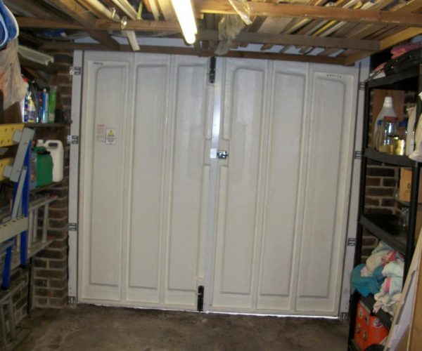 GRP WOOD-EFFECT SIDE HINGED DOOR FITTED IN FARNHAM, SURREY 6