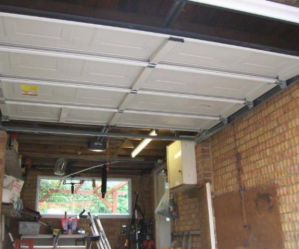 SECTIONAL DOOR, FLEET, HAMPSHIRE 2