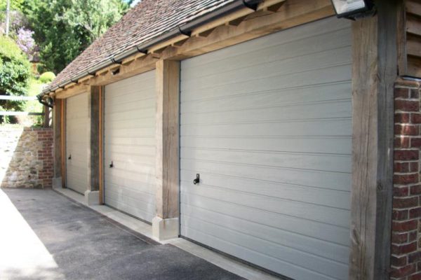 HORMANN SECTIONAL DOORS FITTED IN SUNNINGDALE