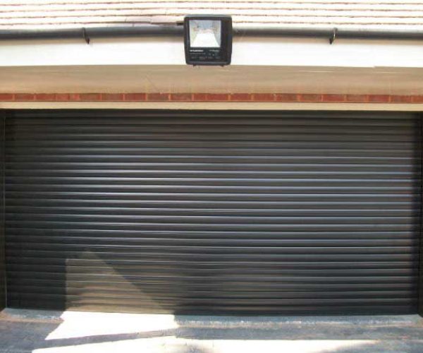 SECEUROGLIDE ROLLER DOORS, HENLEY, BERKSHIRE 2