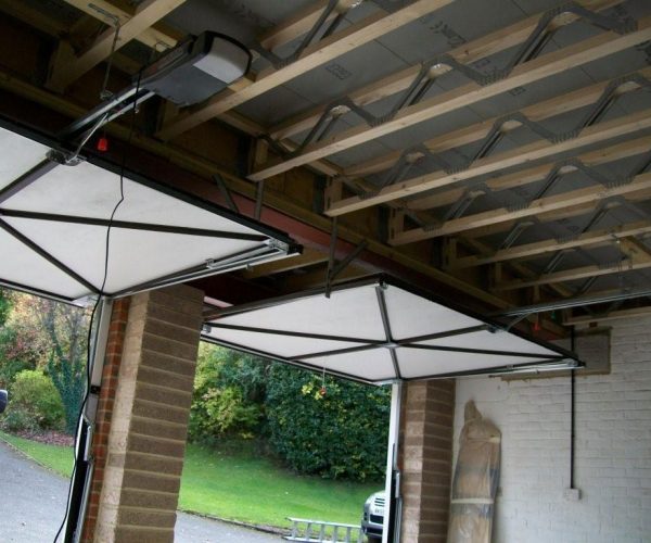 CARDALE TIMBER DOORS, FARNHAM, SURREY 6