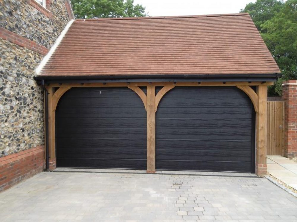 BLACK CARTECK SECTIONAL GARAGE DOORS FITTED IN SUNNINGDALE, BERKSHIRE. 1