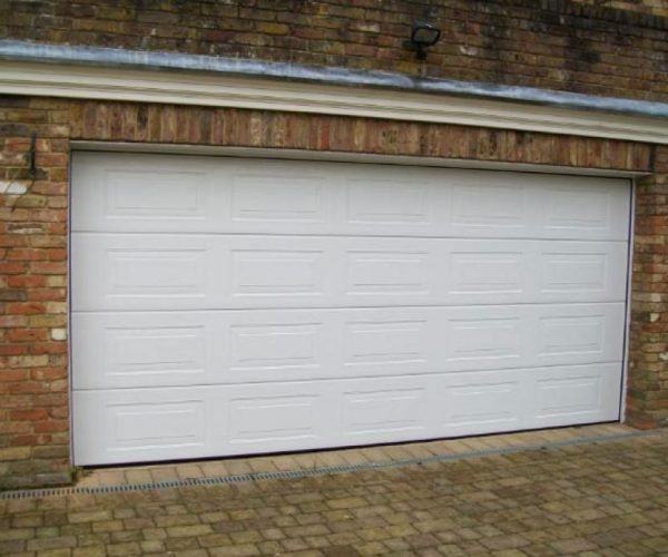 PANELLED SECTIONAL DOOR INSTALLATION 2