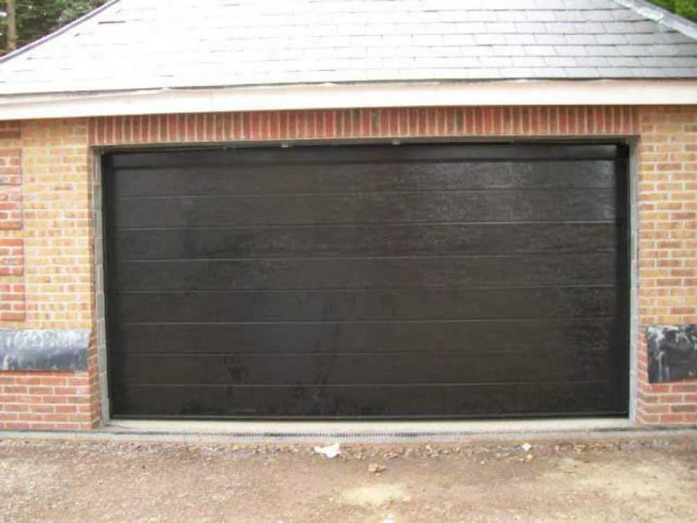 NOVOFERM SECTIONAL DOOR, COBHAM, SURREY 1