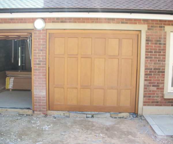 CEDAR TIMBER ELECTRIC DOORS FITTED IN WALTON ON THAMES, SURREY 2