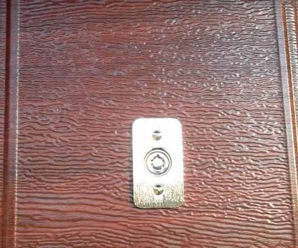 CARTECK ROSEWOOD PANELLED SECTIONAL GARAGE, OXSHOTT 8