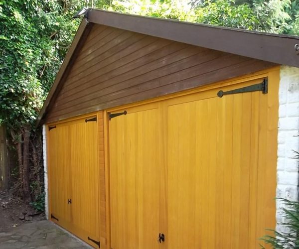 2 TIMBER CEDAR DOORS FITTED IN CHOBHAM, SURREY 7