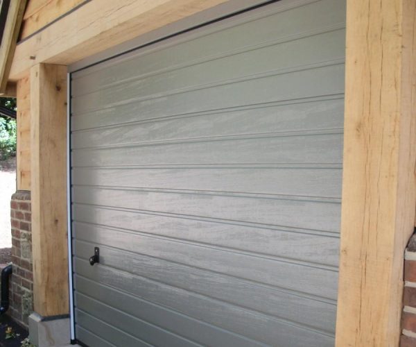 HORMANN SECTIONAL DOORS FITTED IN SUNNINGDALE 2