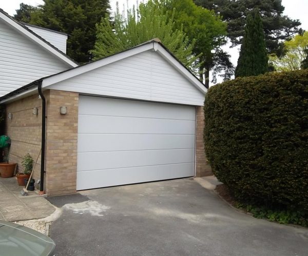 CARTECK SECTIONAL LARGE RIB DOOR FITTED IN WEYBRIDGE, SURREY 8