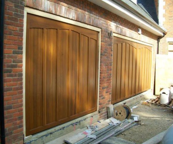 CARDALE FUTURA SANDRINGHAM TIMBER DOORS INSTALLATION 2