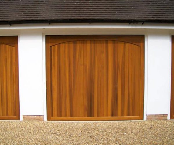 CARDALE TIMBER GARAGE DOORS FITTED IN HOOKHEATH, SURREY 3