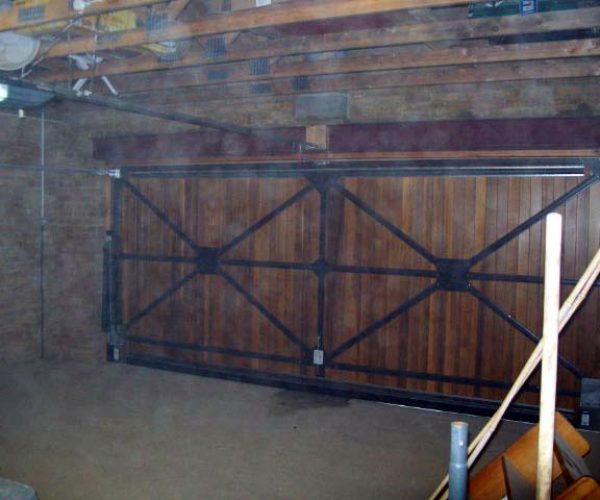 TIMBER BERKELEY VERTICAL DOOR, HEADLEY, HAMPSHIRE 5