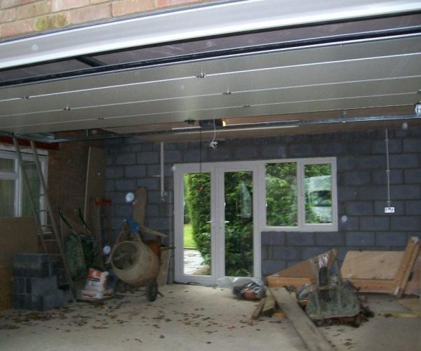 CARTECK SECTIONAL GARAGE DOOR FITTED IN BASINGSTOKE 4
