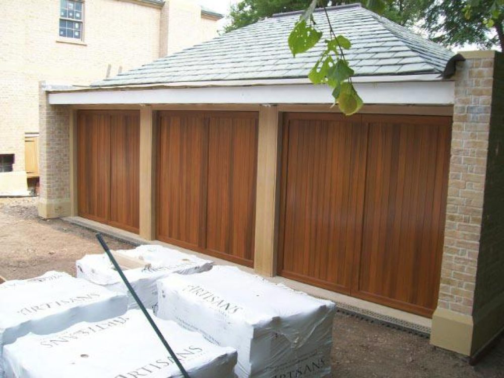 CARDALE WOODEN DOORS, WENTWORTH, SURREY 3