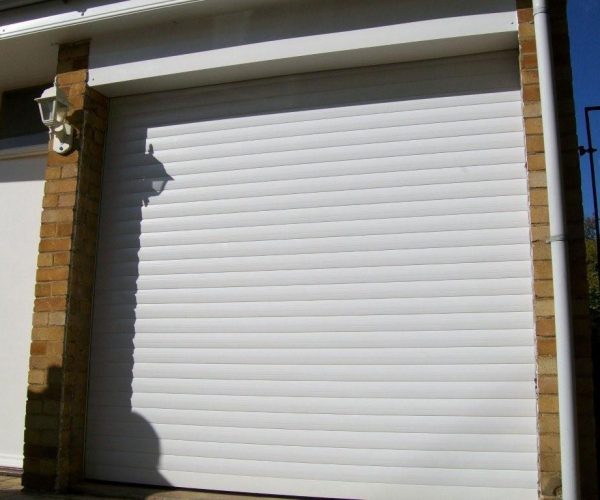 SECEUROGLIDE ROLLER DOOR, WALTON ON THAMES, SURREY 5