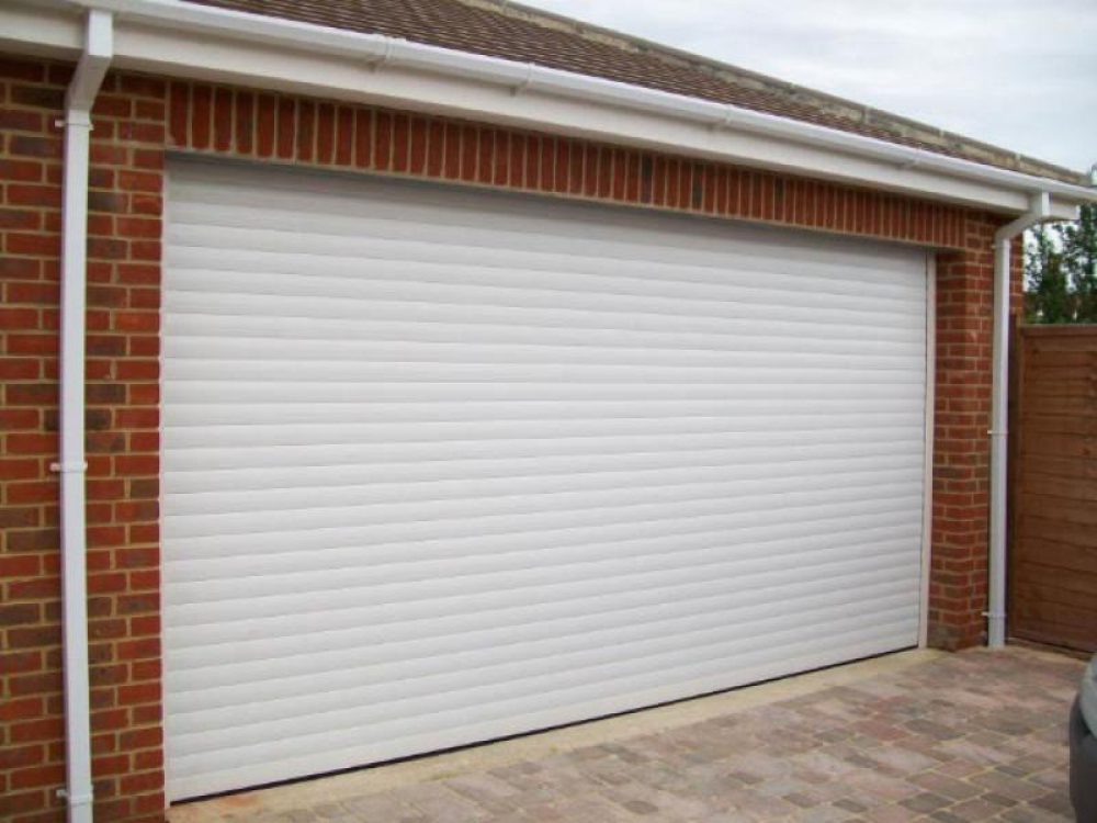 ROLLER DOOR, FARNHAM, SURREY 1