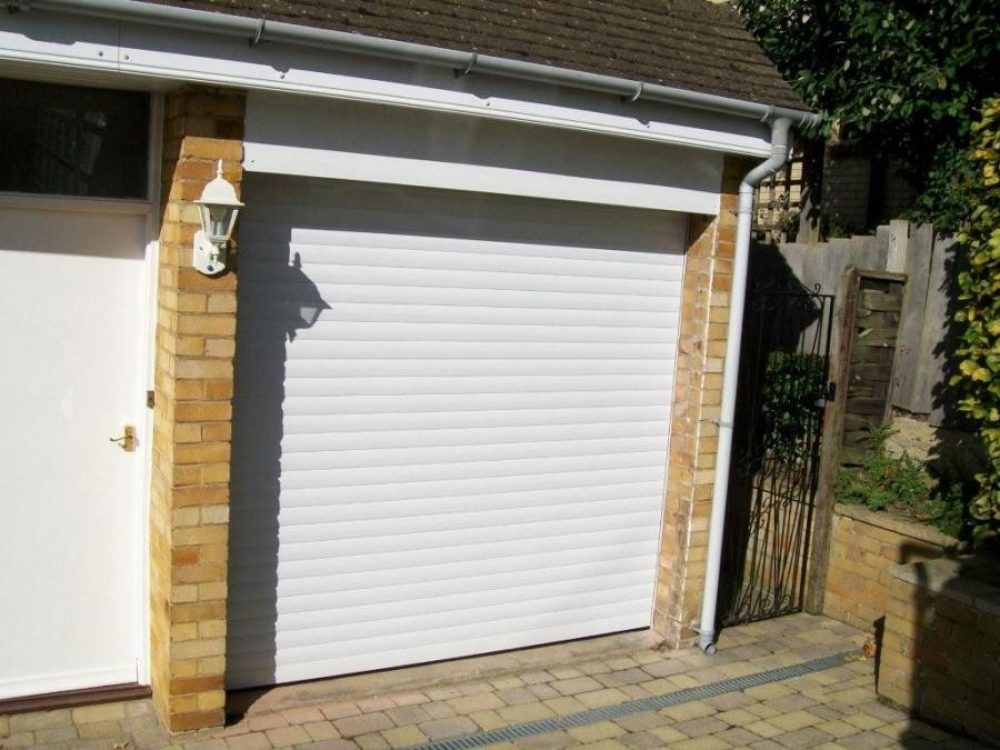 SECEUROGLIDE ROLLER DOOR, WALTON ON THAMES, SURREY 1