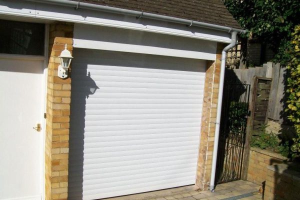 SECEUROGLIDE ROLLER DOOR, WALTON ON THAMES, SURREY