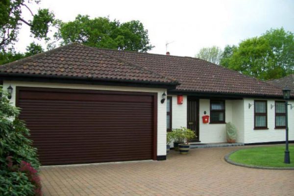 THERMAGLIDE ROLLER DOOR, EAST HORSLEY, SURREY