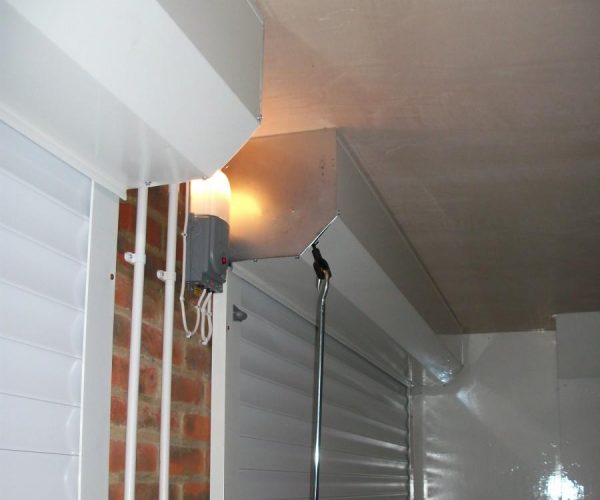 2 ROLLER DOORS FITTED IN BROMLEY KENT 3