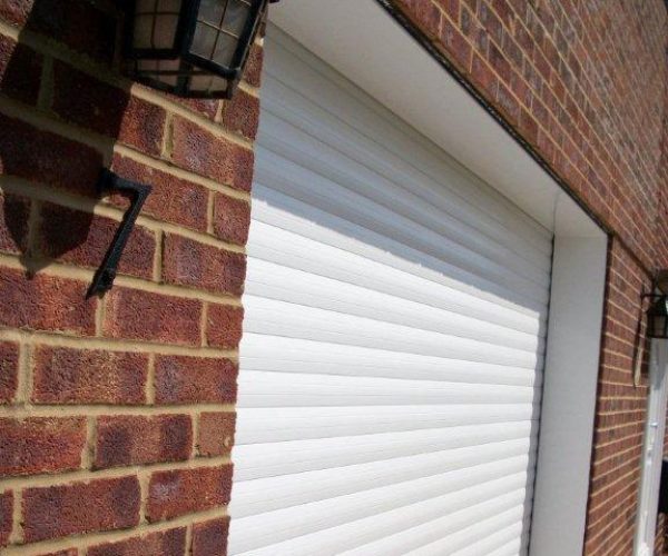 GLIDEROL ELECTRIC ROLLER DOOR, WALTON ON THAMES, SURREY 4