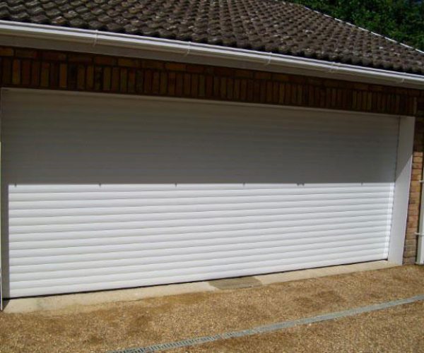 ROLLER SHUTTER DOOR, FETCHAM LEATHERHEAD 3