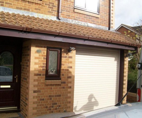 SECEUROGLIDE ROLLER DOOR BASINGSTOKE, HAMPSHIRE 3