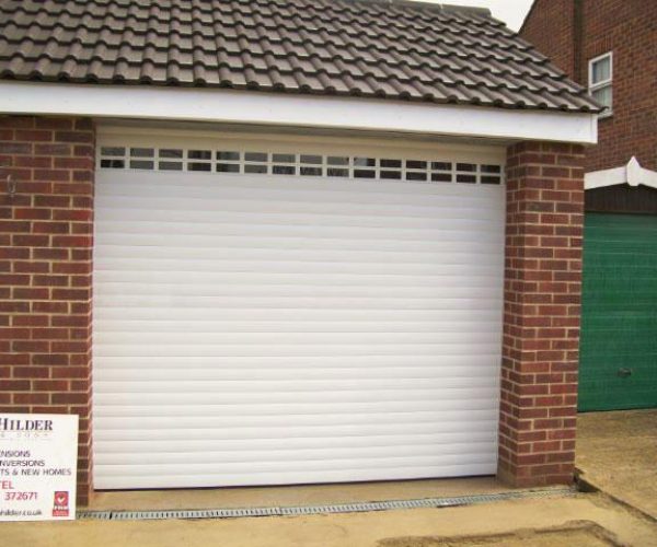 Cardale Thermaglide Roller Garage Door, fitted in Aldershot, Surrey 2