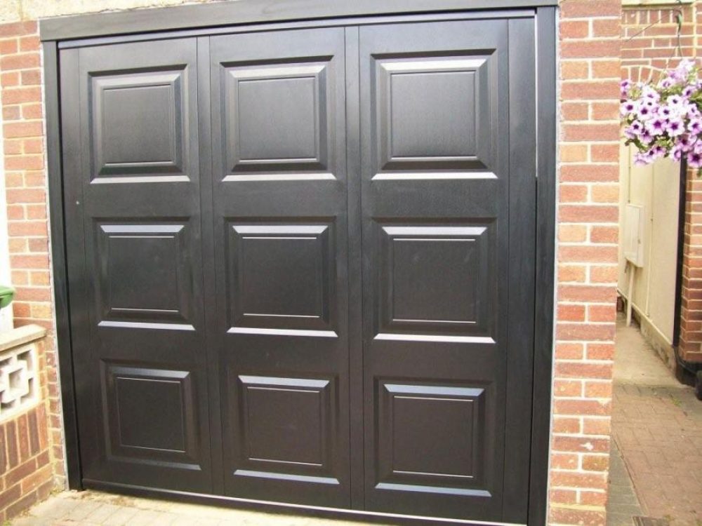 STEEL GEORGIAN DOOR IN BLACK, STAINES 1