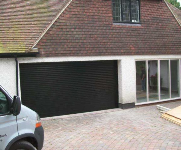 Seceuroglide Roller Garage Door fitted in Petersfield, Hampshire 4