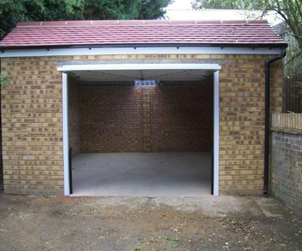 CARDALE STEEL UP AND OVER, FARNHAM, SURREY 4