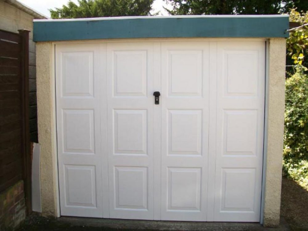 Cardale Steel Garage Door, Guildford, Surrey 1