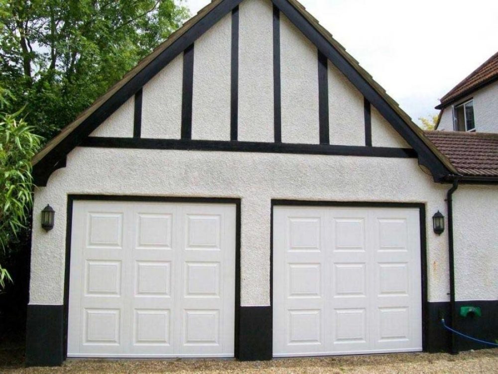 CARDALE STEEL DOORS, BOOKHAM, SURREY 1