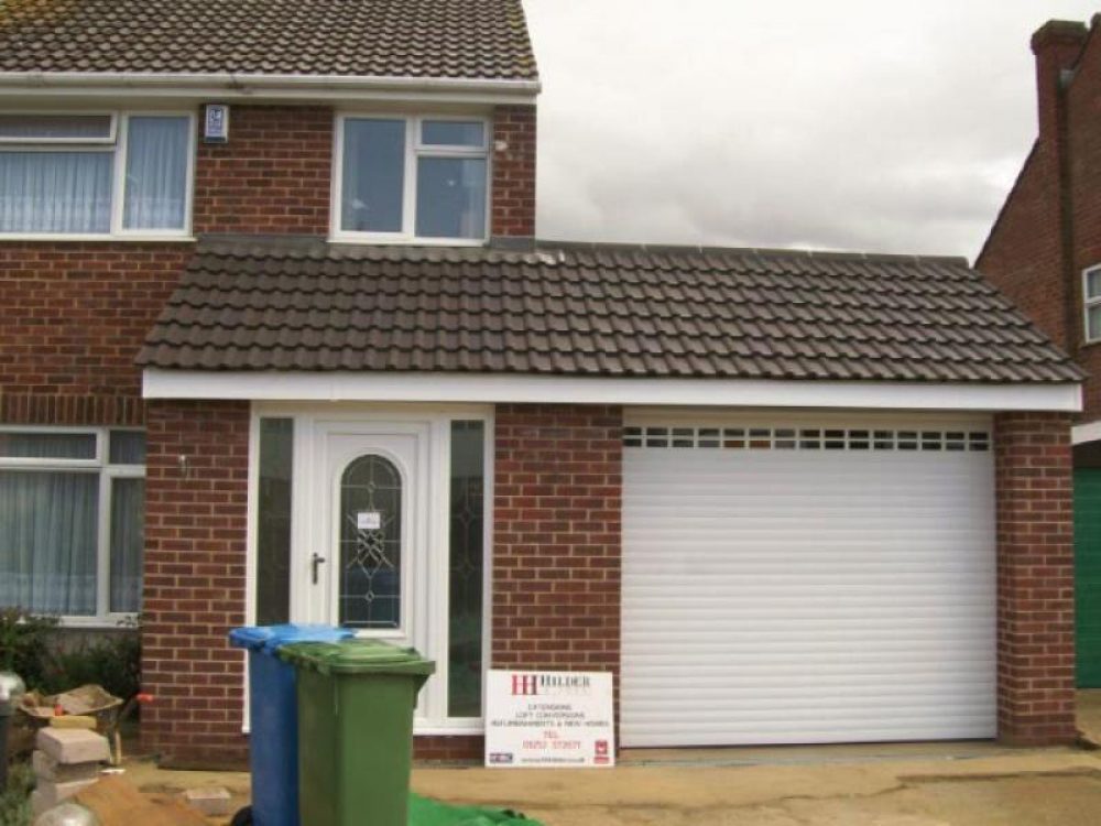 Cardale Thermaglide Roller Garage Door, fitted in Aldershot, Surrey 1
