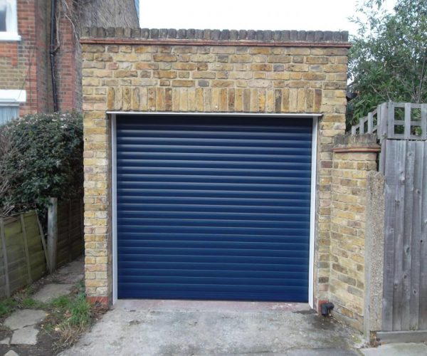Seceuroglide Roller Garage Door, fitted in Godalming, Surrey 2