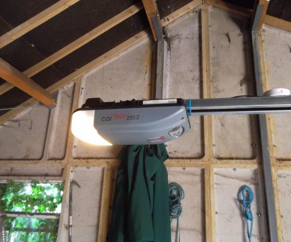 Cardale Steel Orion Up & Over Door, Bracknell, Berkshire 2