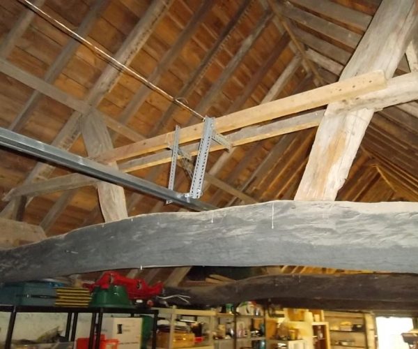 BLACK CARDALE VERTICAL STEEL DOOR – WOKING, SURREY 7