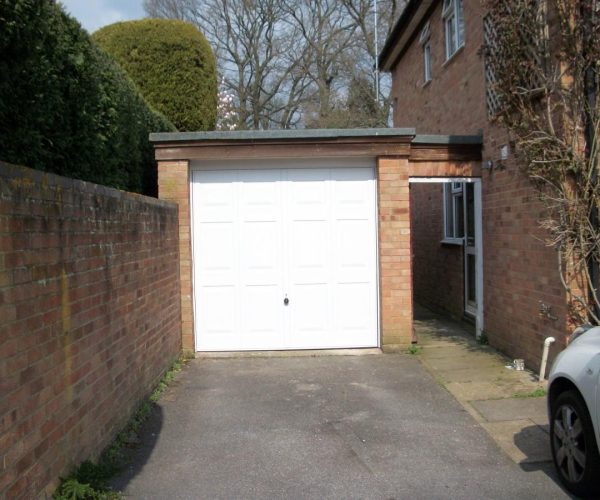 HORMANN STEEL GEORGIAN FITTED LEATHERHEAD, SURREY 2