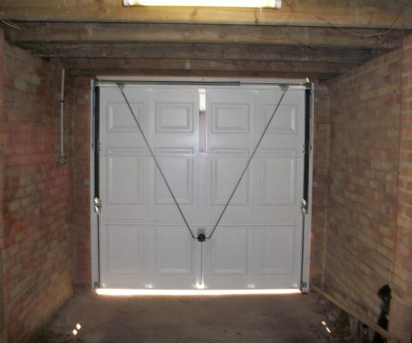 HORMANN STEEL GEORGIAN FITTED LEATHERHEAD, SURREY 4