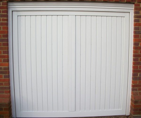 CARDALE STEEL BERKELEY VERTICAL DOORS, SUNNINGDALE 2