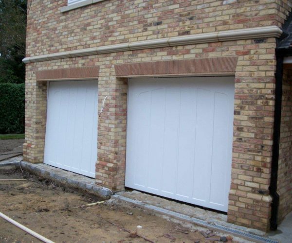 Cardale Steel Garage Doors, Sunningdale, Berkshire 3