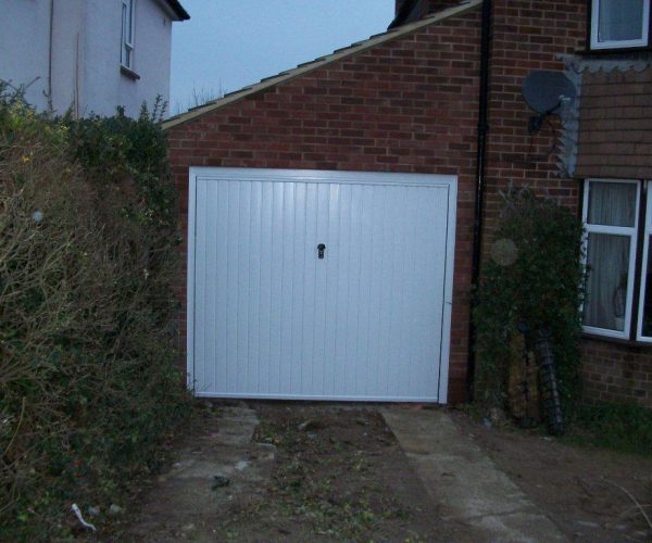 CARDALE STEEL CANOPY DOOR, FARNHAM, SURREY 3