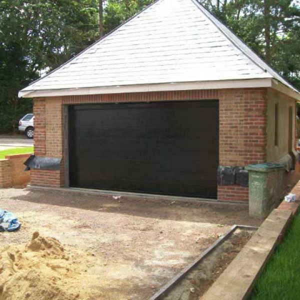 novoferm-sectional-cobham-3