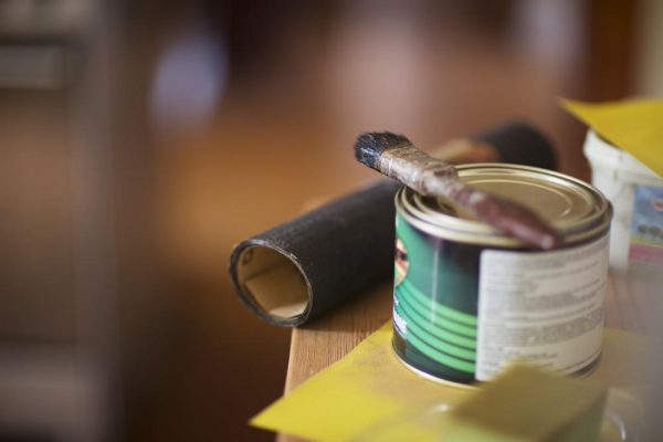 How to Stain a Wooden Garage Door