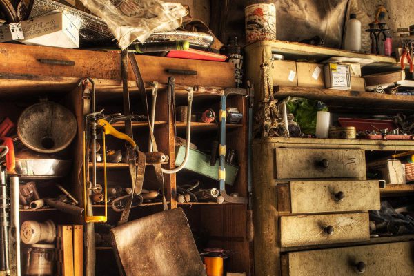 How to Clean Your Garage: Garage Cleaning Tips