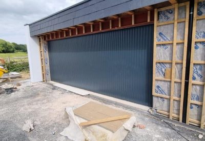 Sliding garage door
