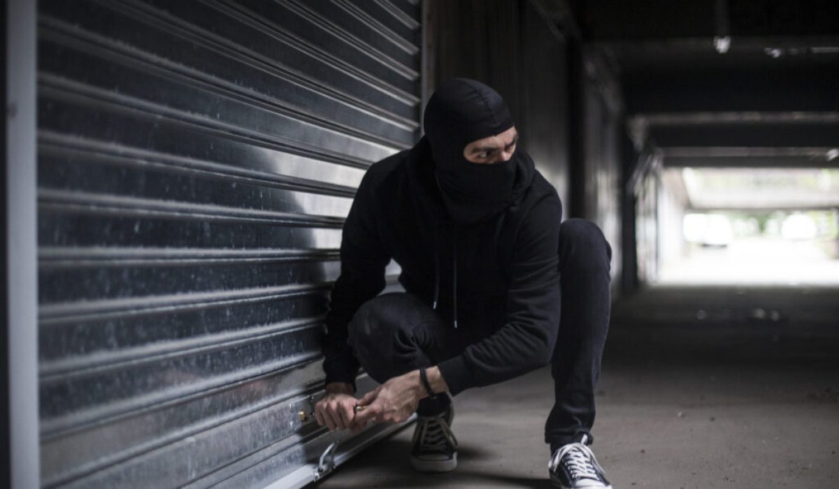 Common garage door break ins