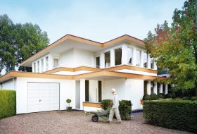 2B_com_b_Schlupftuer_zu_300dpi